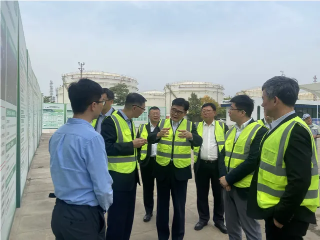 松下电器（中国）有限公司总裁赵炳弟一行莅临维纳长庆加氢示范站考察调研