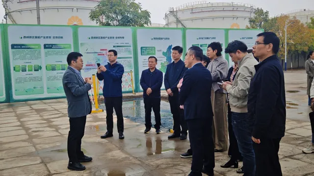 西安市政协一行领导莅临维纳长庆加氢示范站